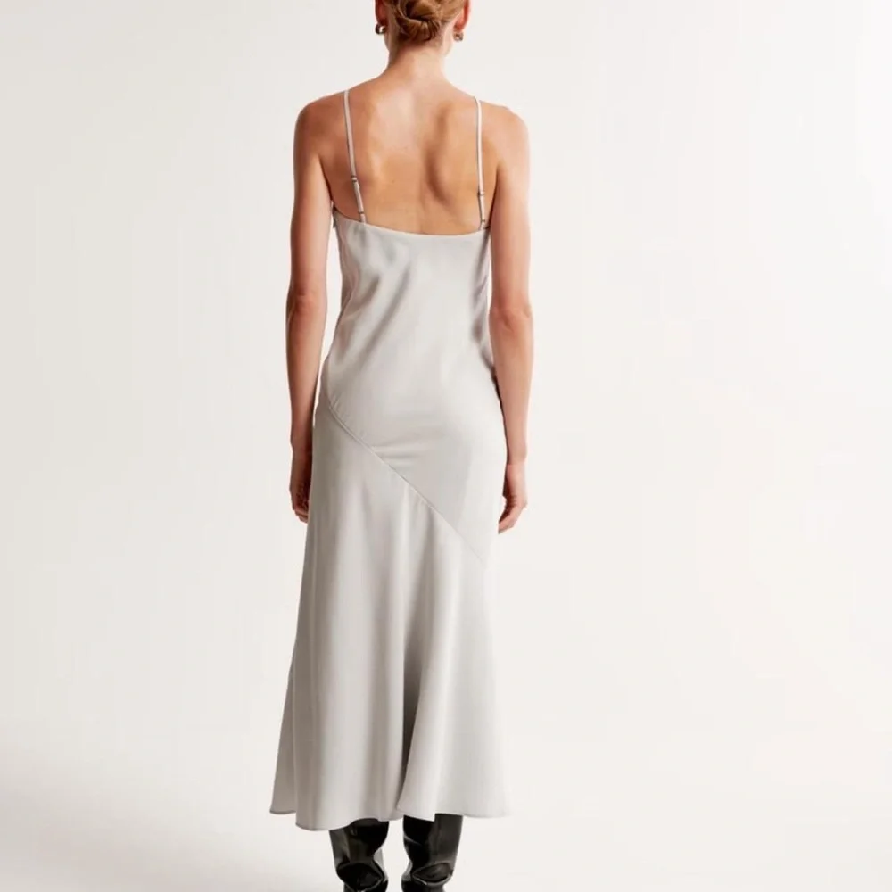 NWT Abercrombie Light Gray Long Dress size Medium